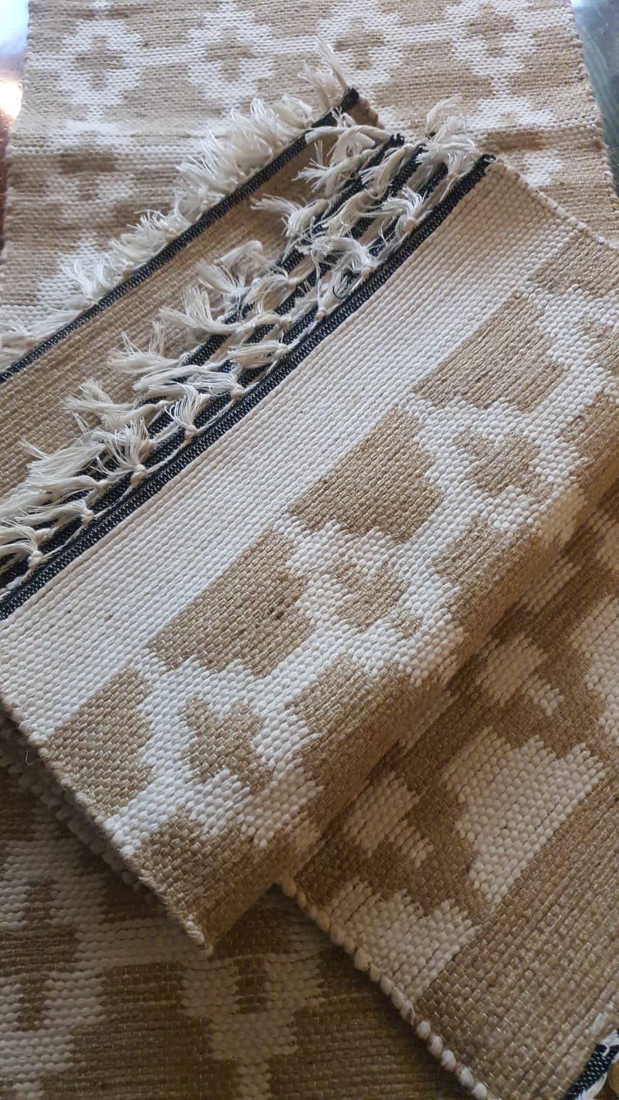 614497684_122105129127199509_6572500595002550751_n Stylish Table Mat & Table Runner - Image 1